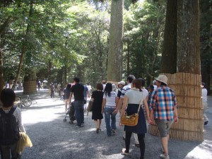Approach to Main Sanctuary in Naiku